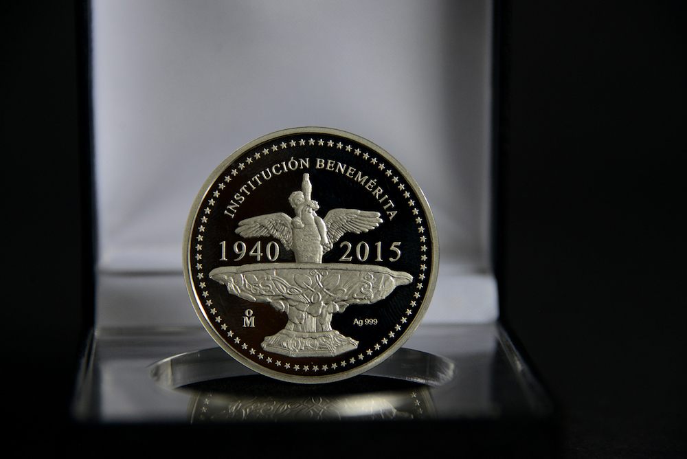 Medalla Conmemorativa del 75° aniversario de la UCR